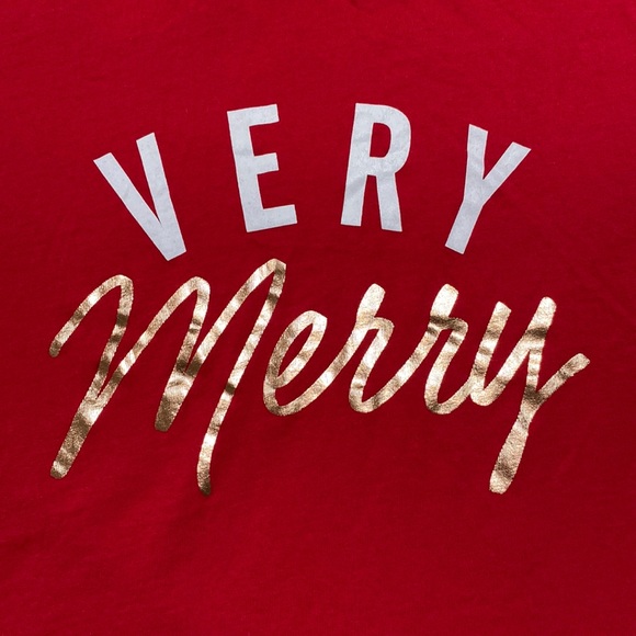 🎉HP🎉 Old Navy Very Merry Graphic Tee 💗 Red White & Gold - Picture 7 of 12